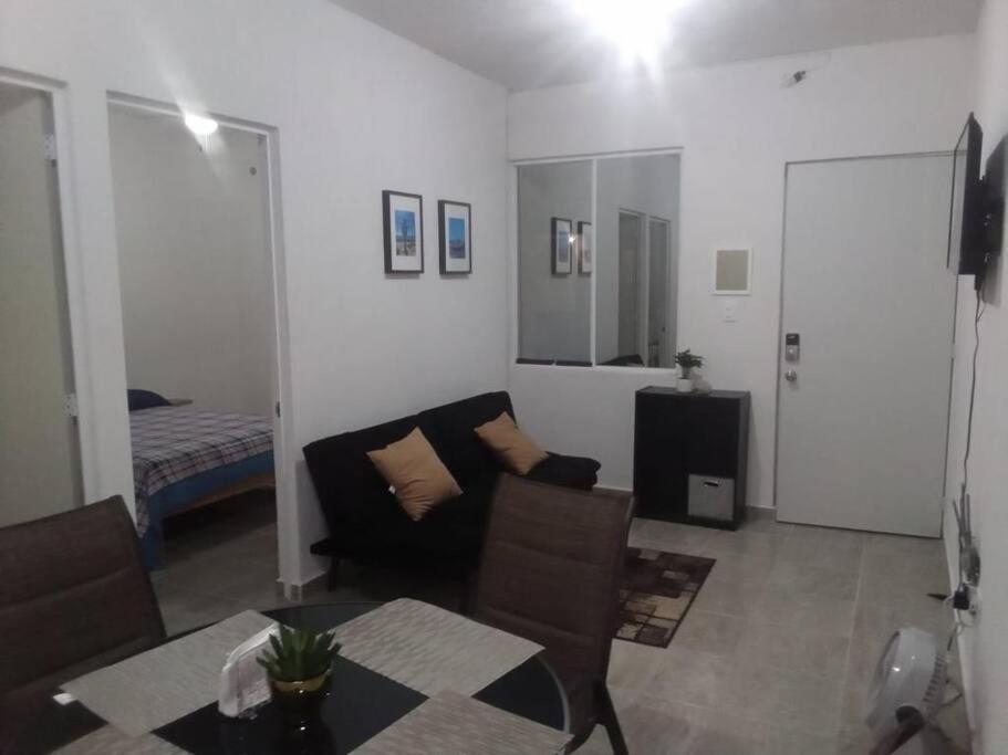 Espana Apartment *