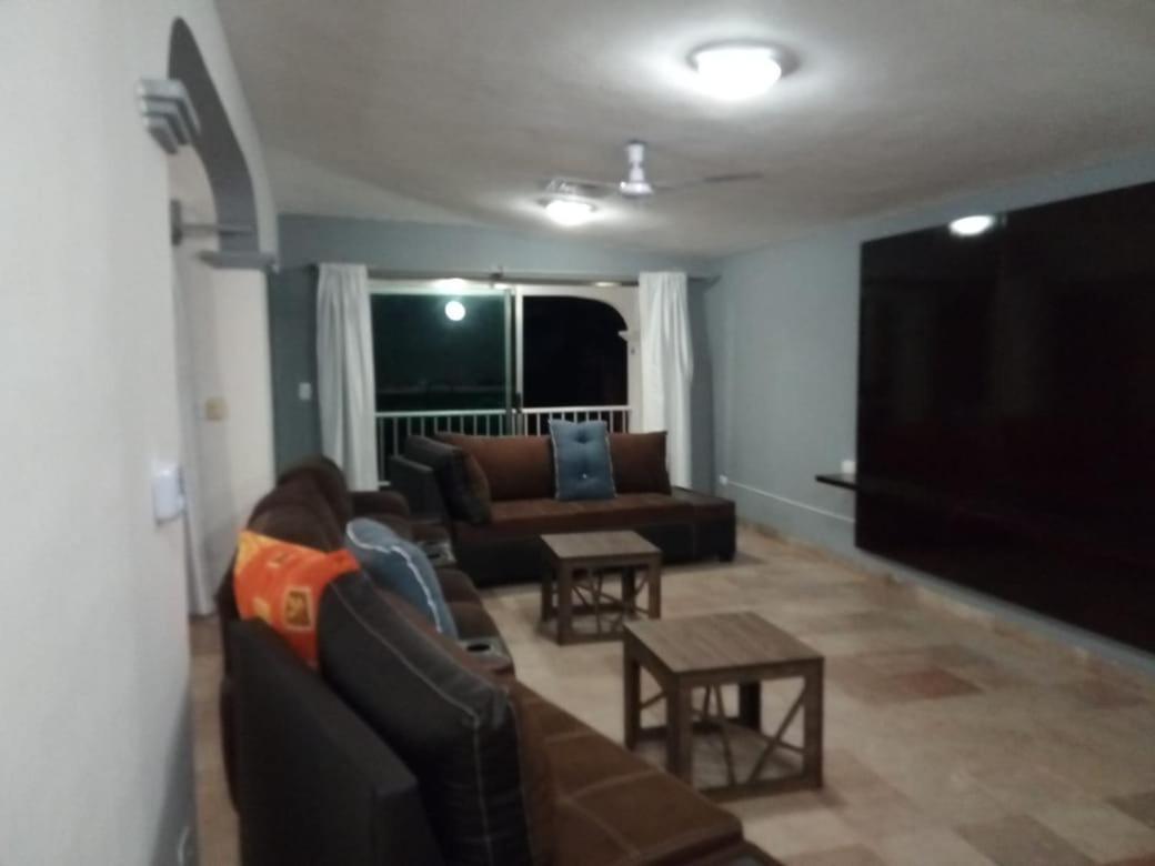 Large Penthouse On Lagoon, Fantastic Views, Across From Hostel