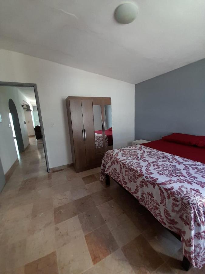 Hostel Large Penthouse On Lagoon, Fantastic Views, Across From Cancun
