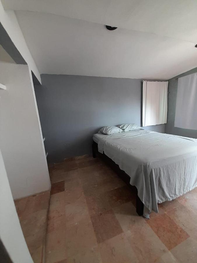 Large Penthouse On Lagoon, Fantastic Views, Across From Hostel *