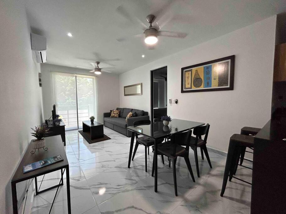 Departamento Con Alberca En * Cancun