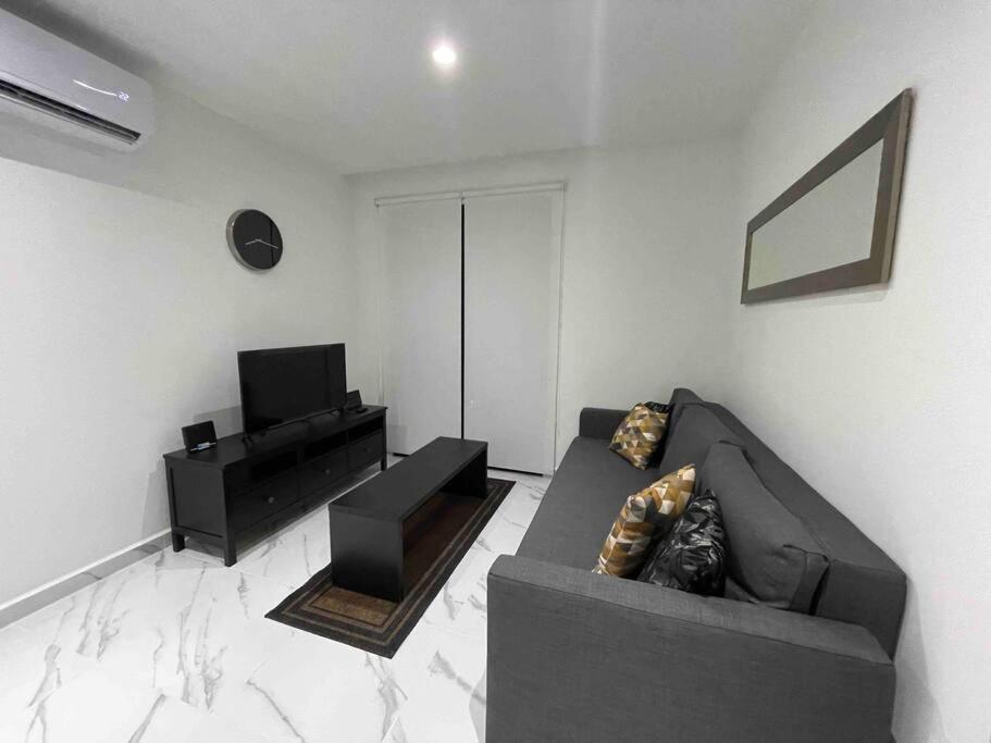 Departamento Con Alberca En Apartment