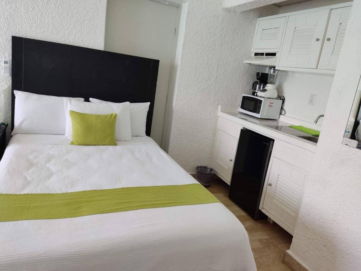 “magic Sunrise At Cancun” Aparthotel