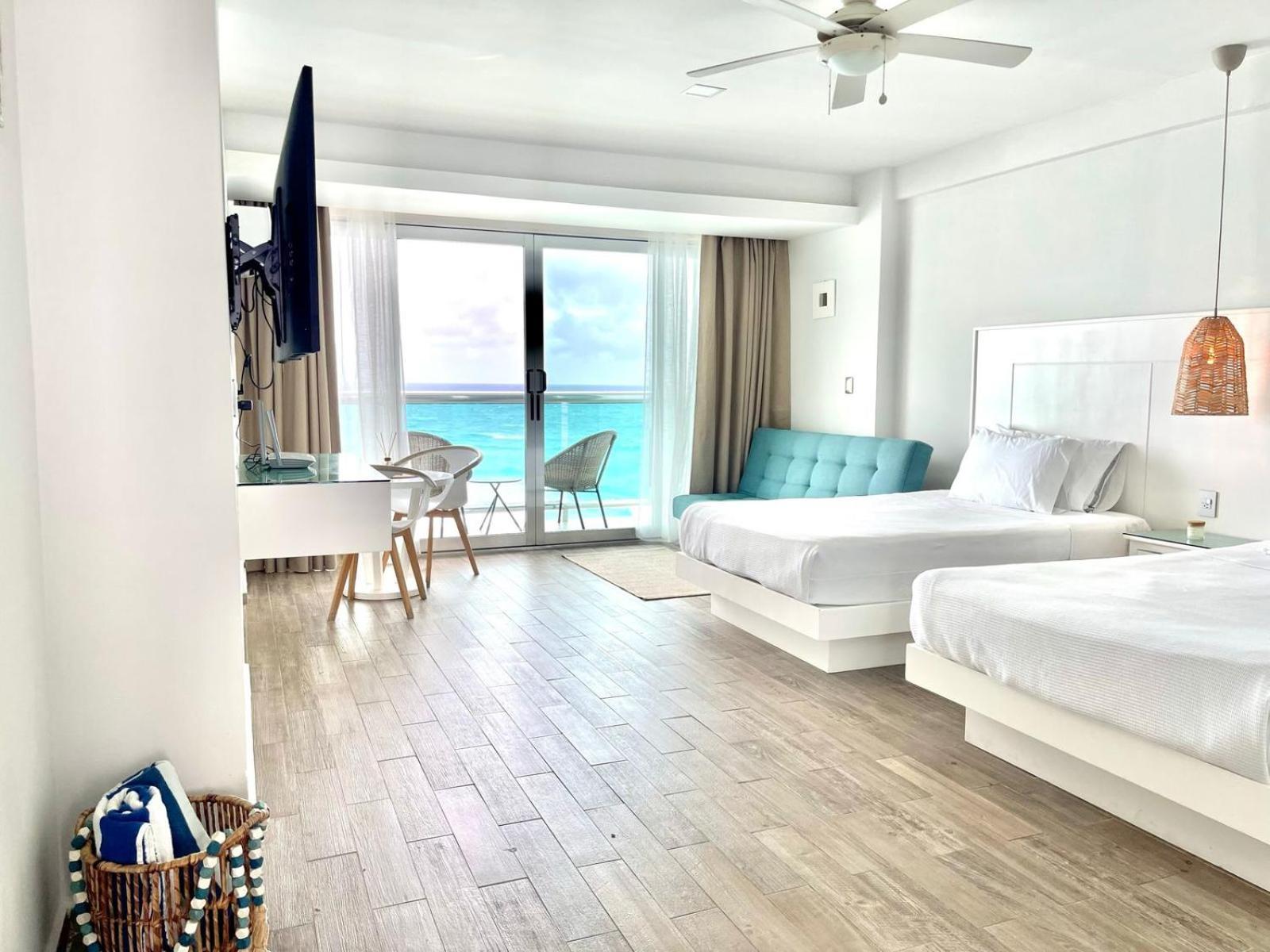 The Oceanfront By Casa Paraiso Aparthotel