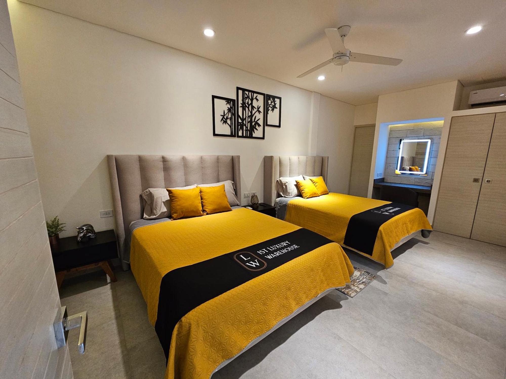 1st Luxury Warehouse Cancún