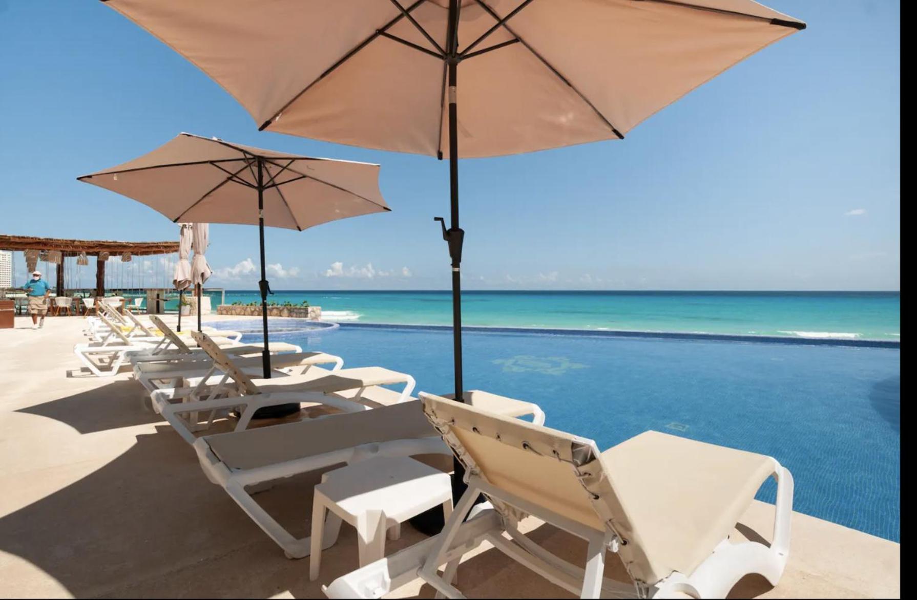 Aparthotel The Oceanfront By Casa Paraiso *