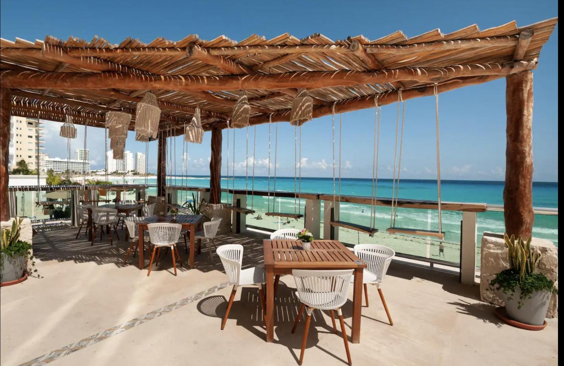 The Oceanfront By Casa Paraiso Aparthotel *