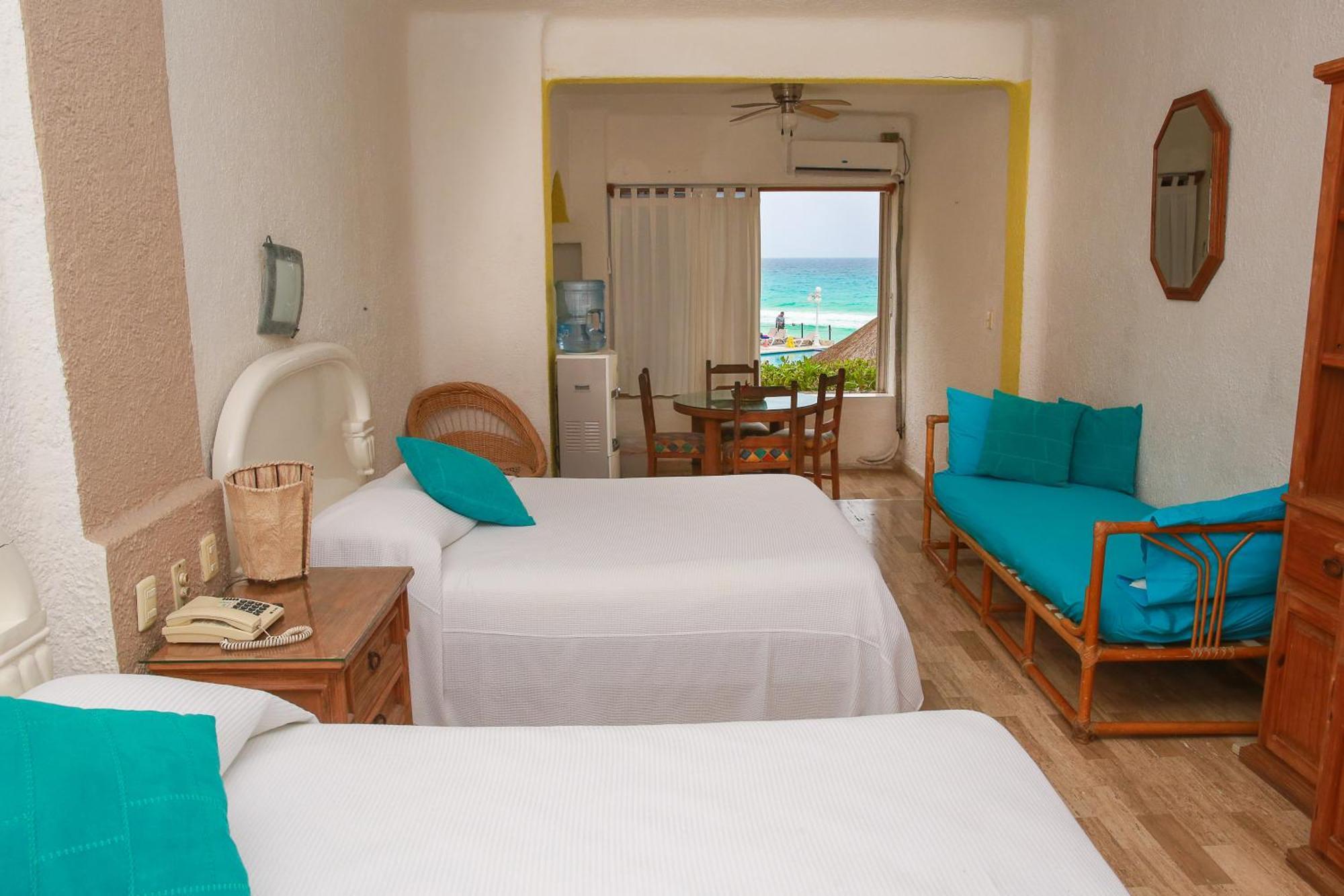 Cancun Beach Aparthotel Brisas 2* Cancun