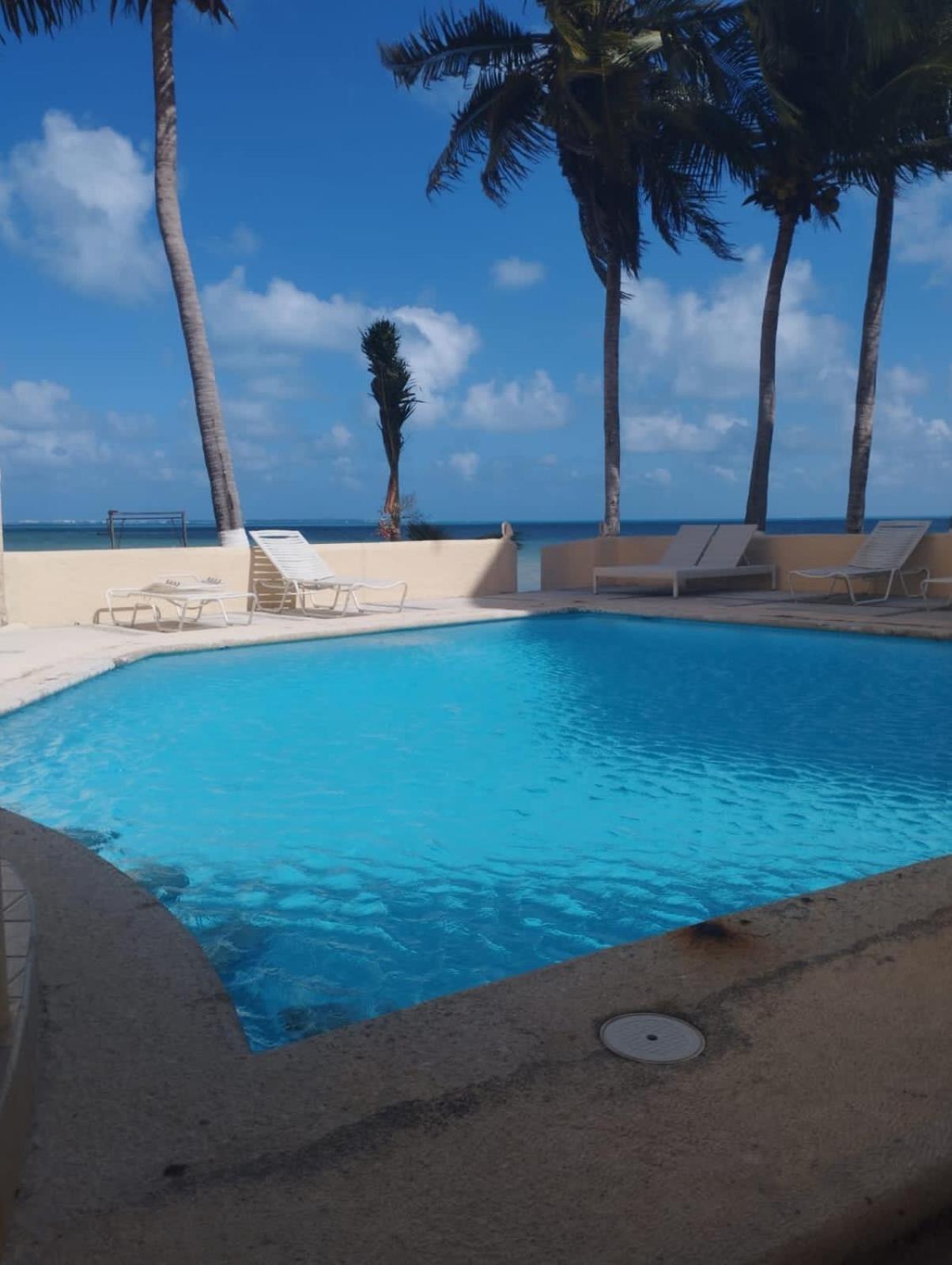 Oceanview Hopelchen Apartment