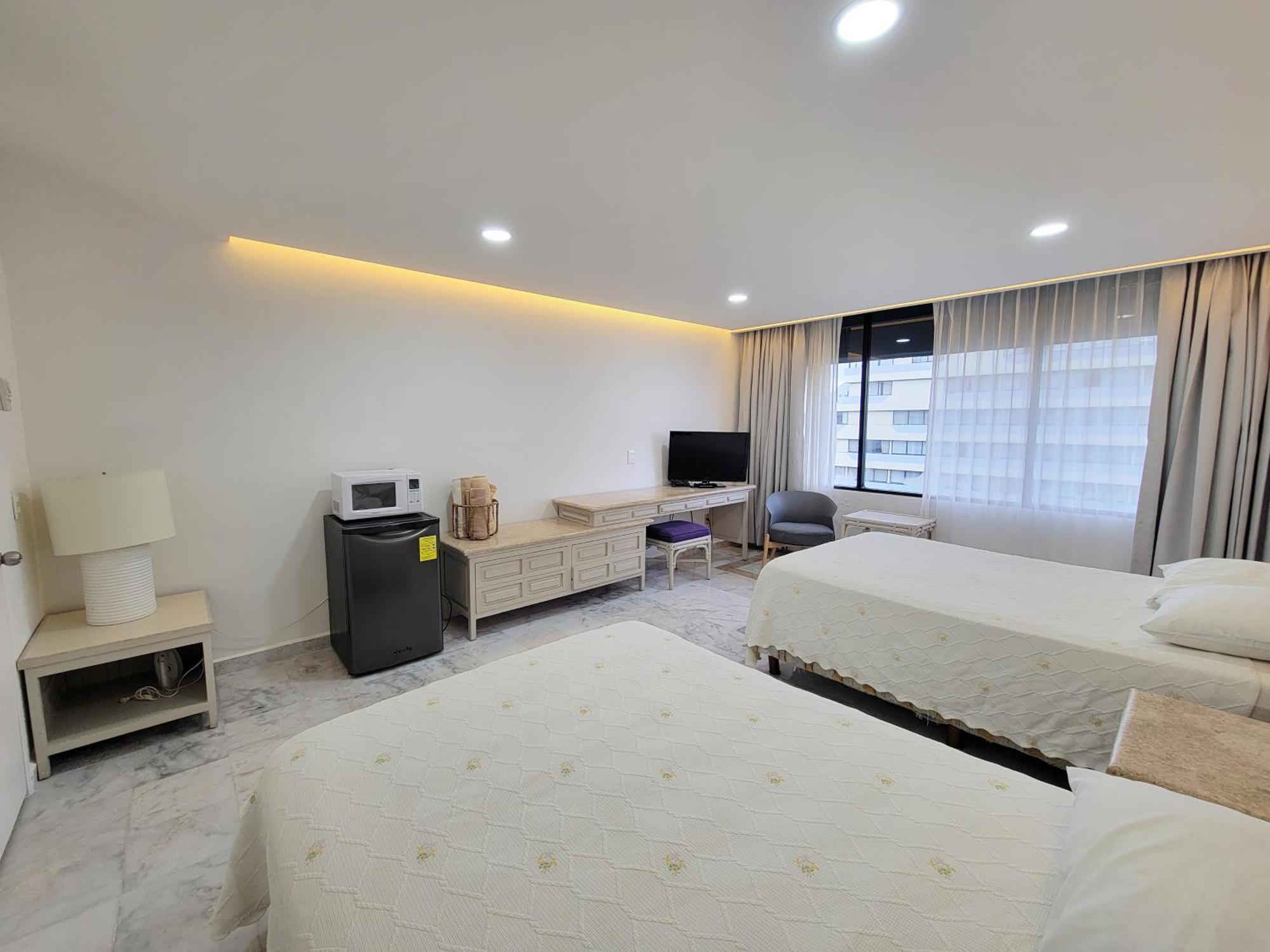 Beachfront Getaway Aparthotel