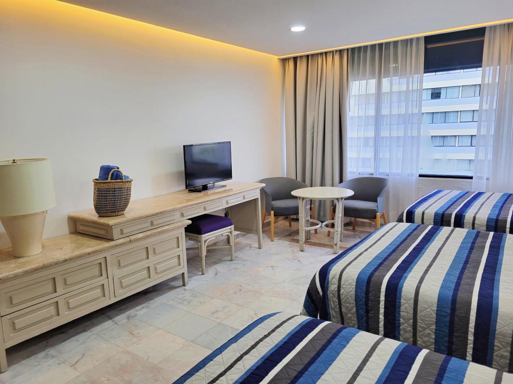 Aparthotel Beachfront Getaway Cancun
