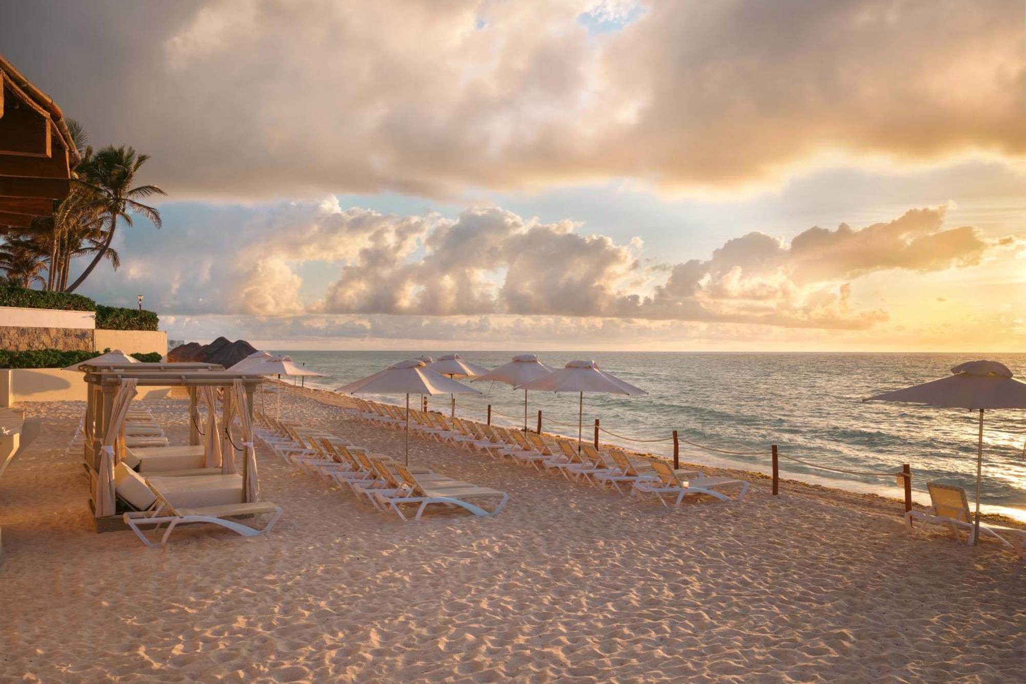 Wyndham Grand All Inclusive & Hotel Cancun