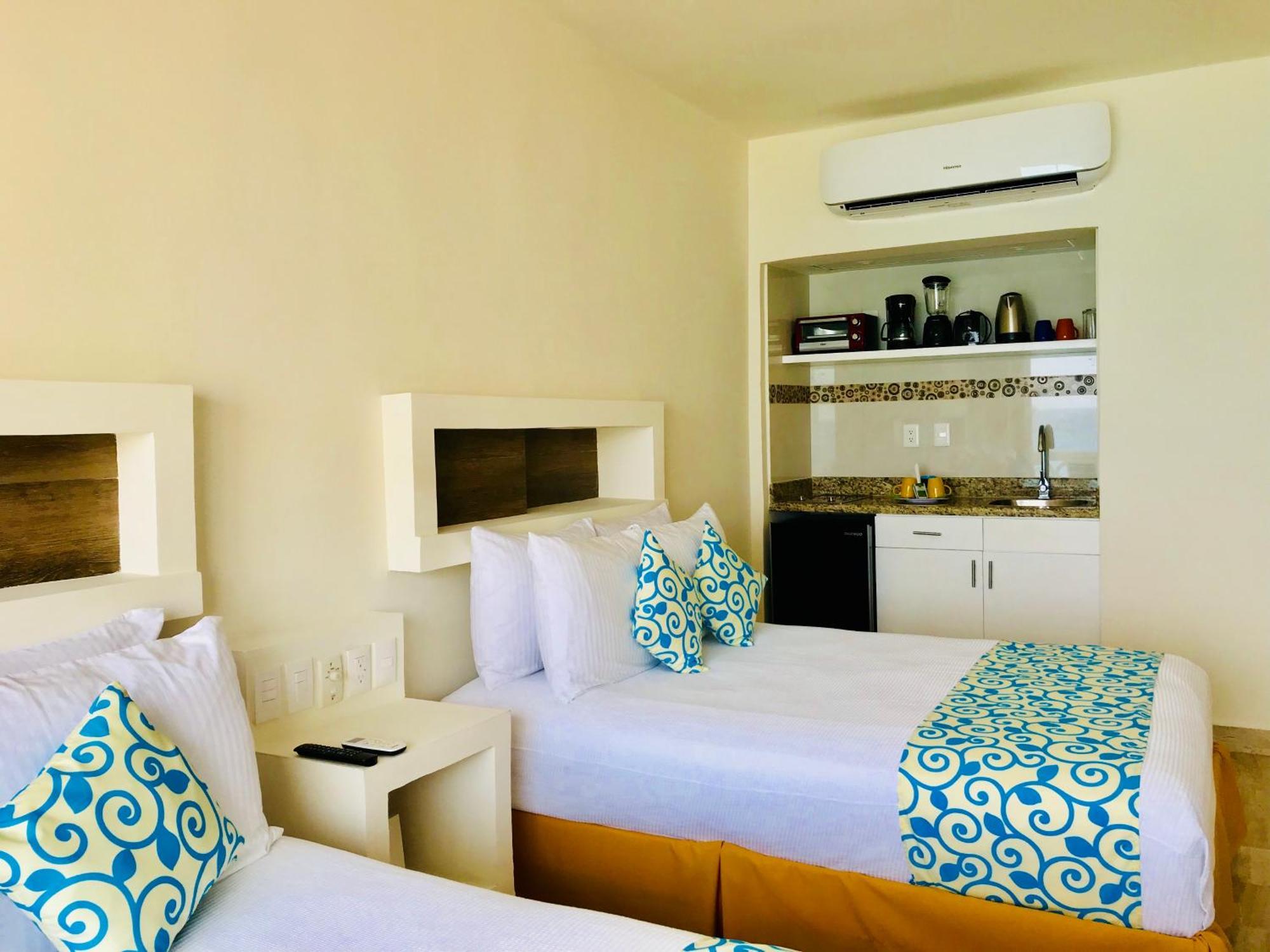 Beachside Apartment Cancun