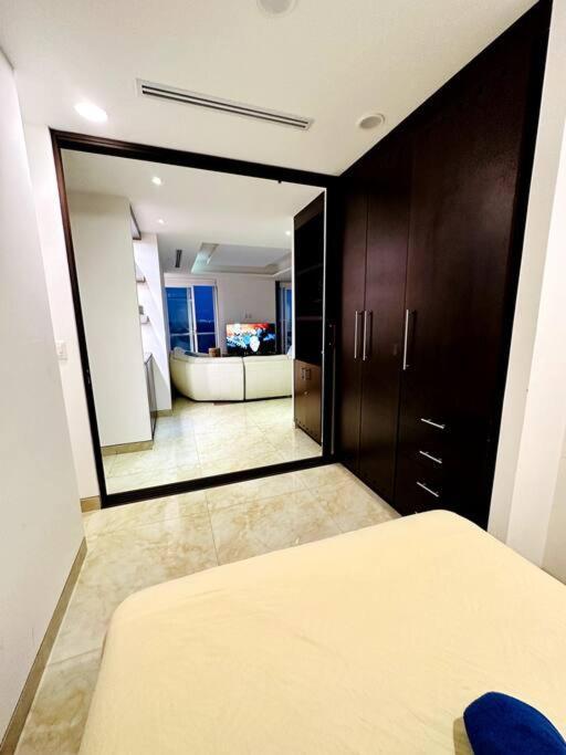 Punta Me Luxury Beach Front & Nice Sea View Apartment *