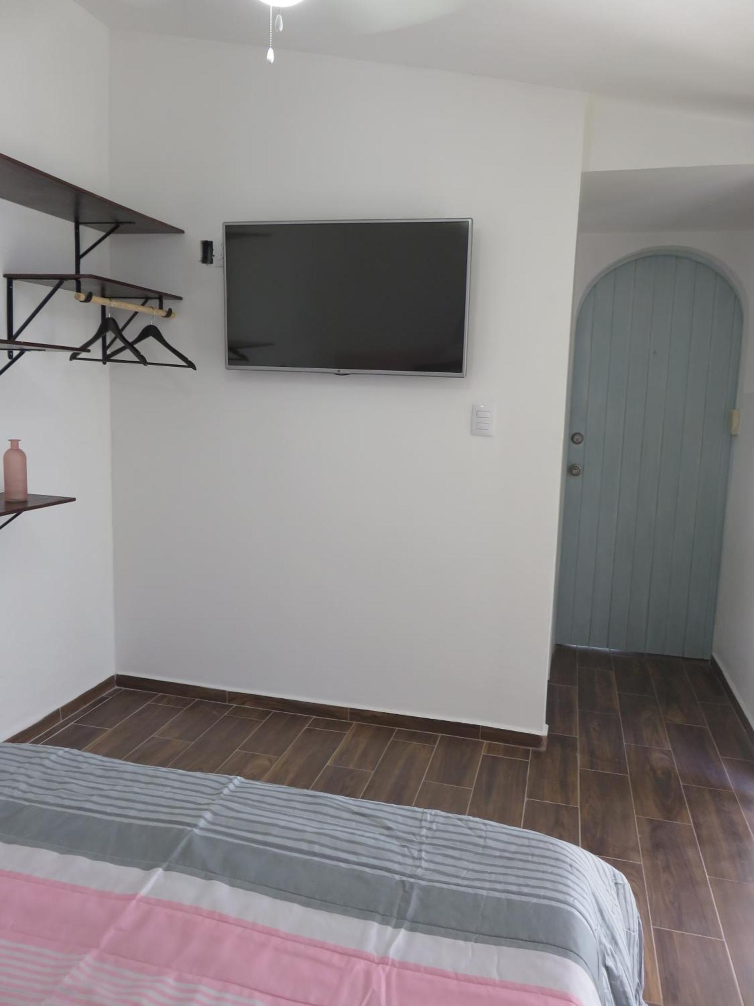 Casa Nova! Private Bathroom And