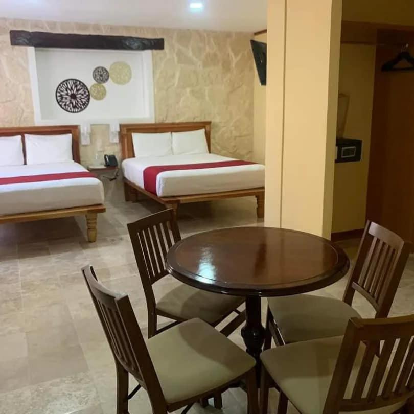Deluxe Suites Cancun
