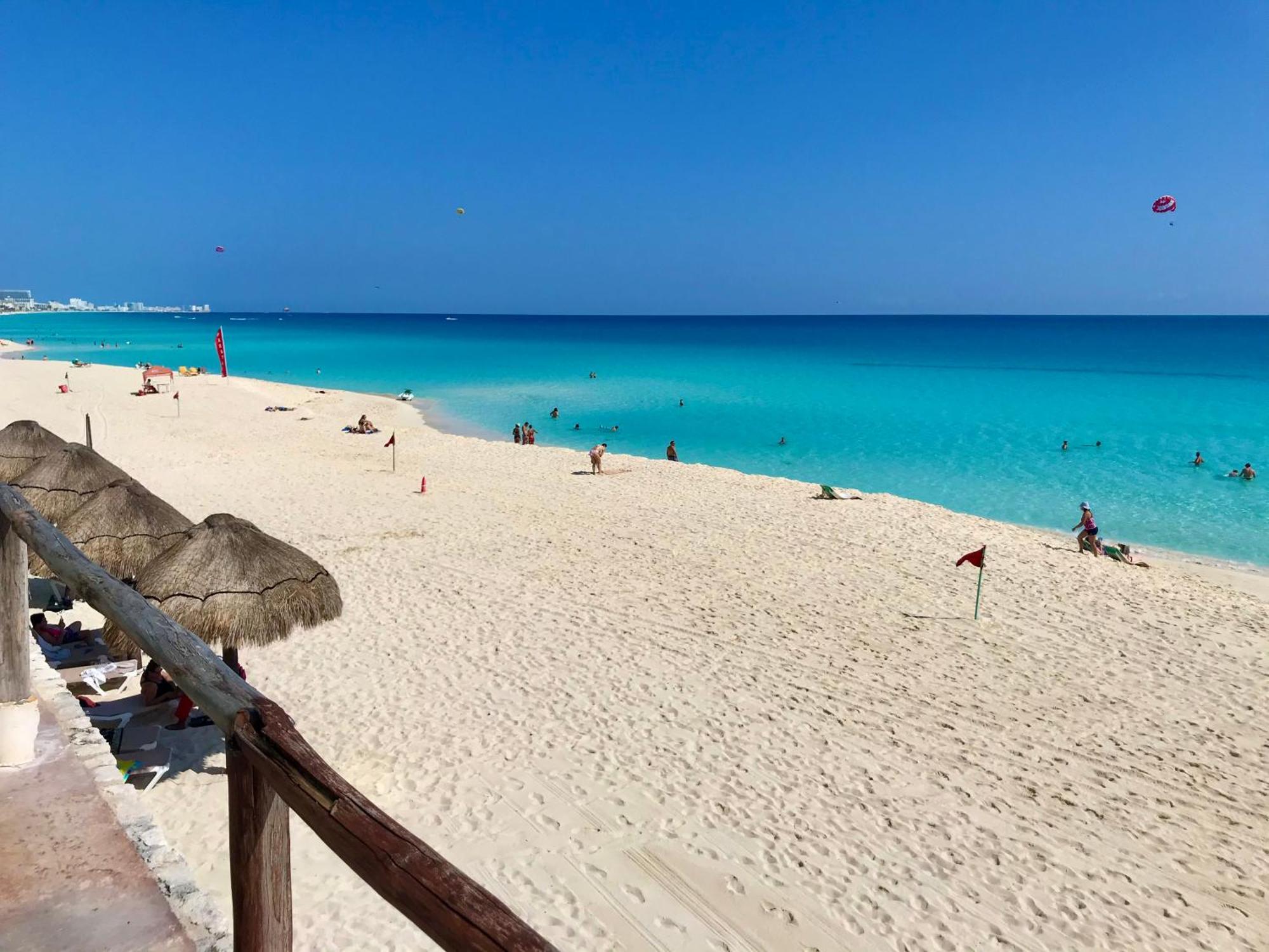 Beachside Cancun