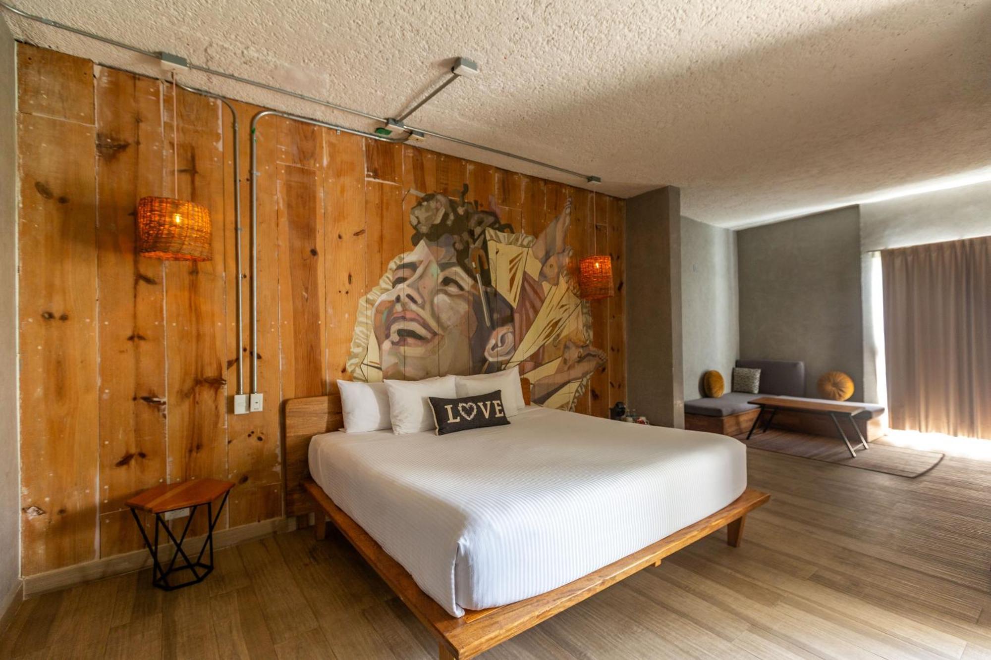 Selina Downtown Hotel 3*