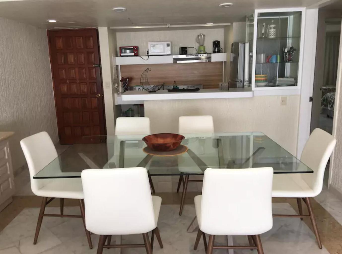 Beachfront Getaway Cancun