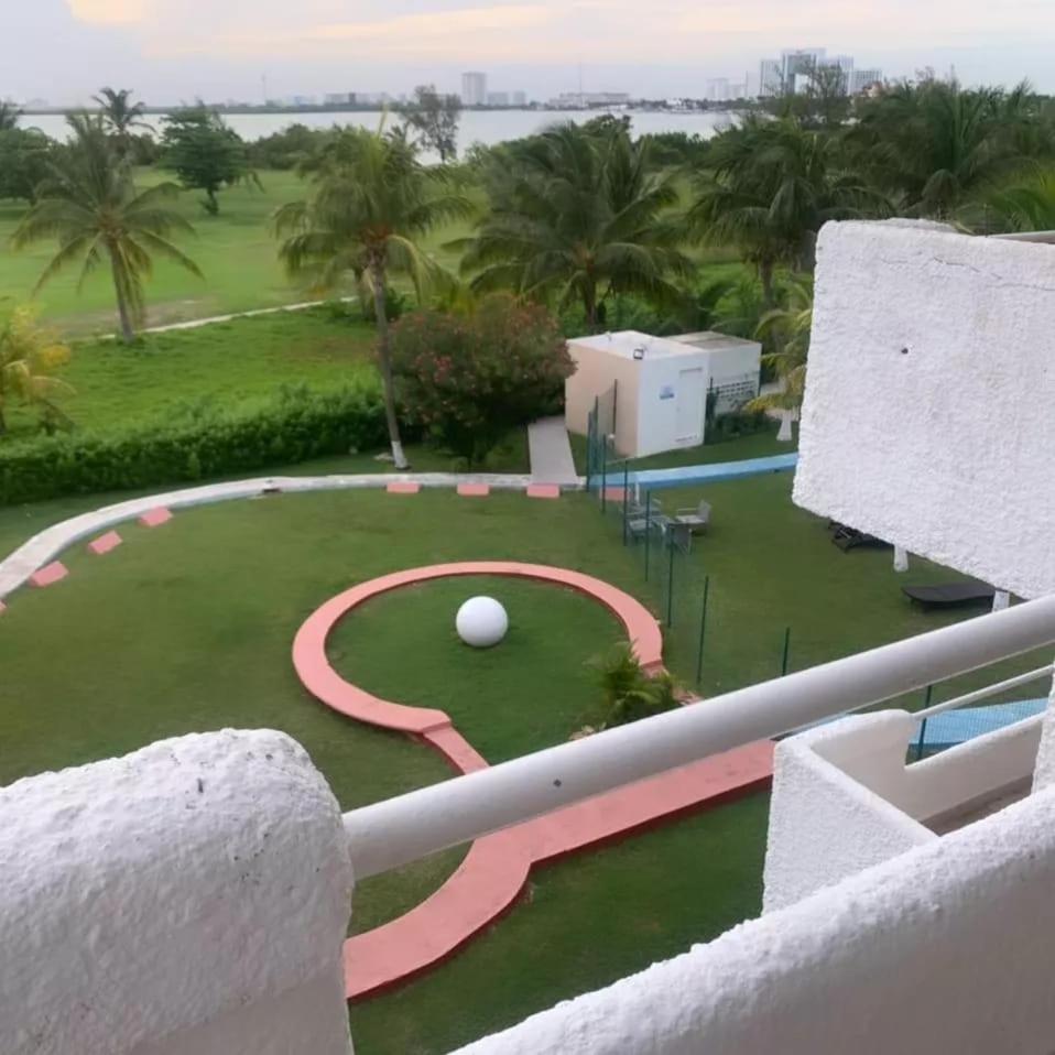Apartment Escarlata *