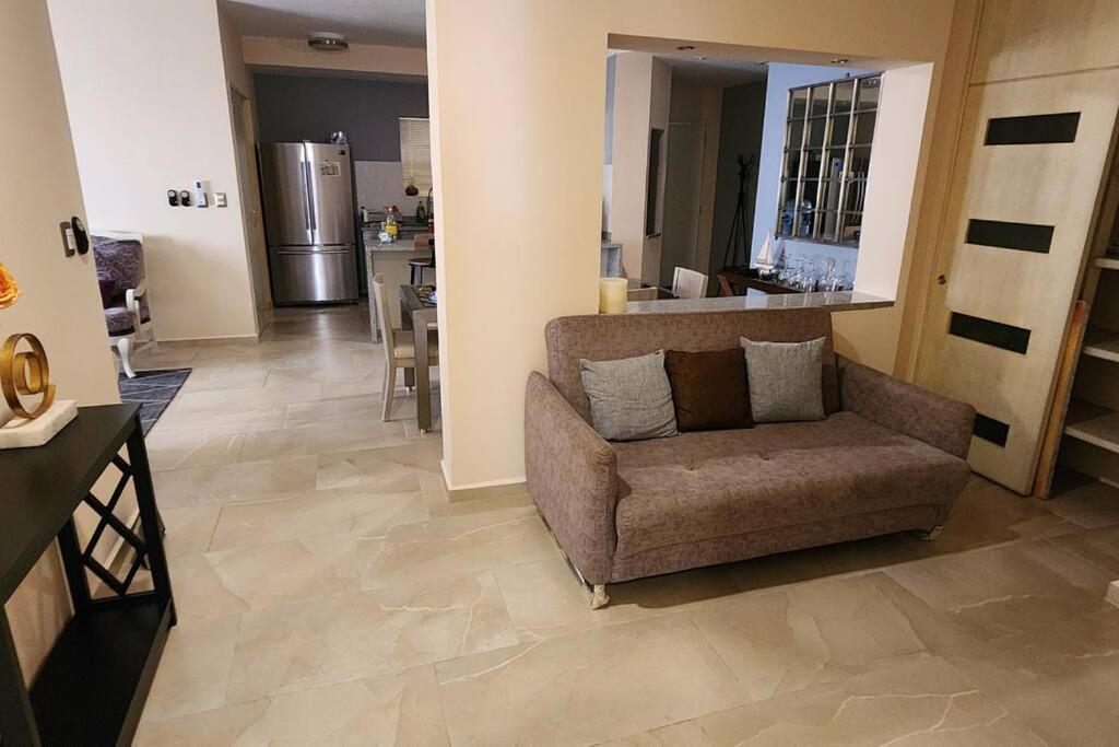 Equipada 3 Hab Apartment *