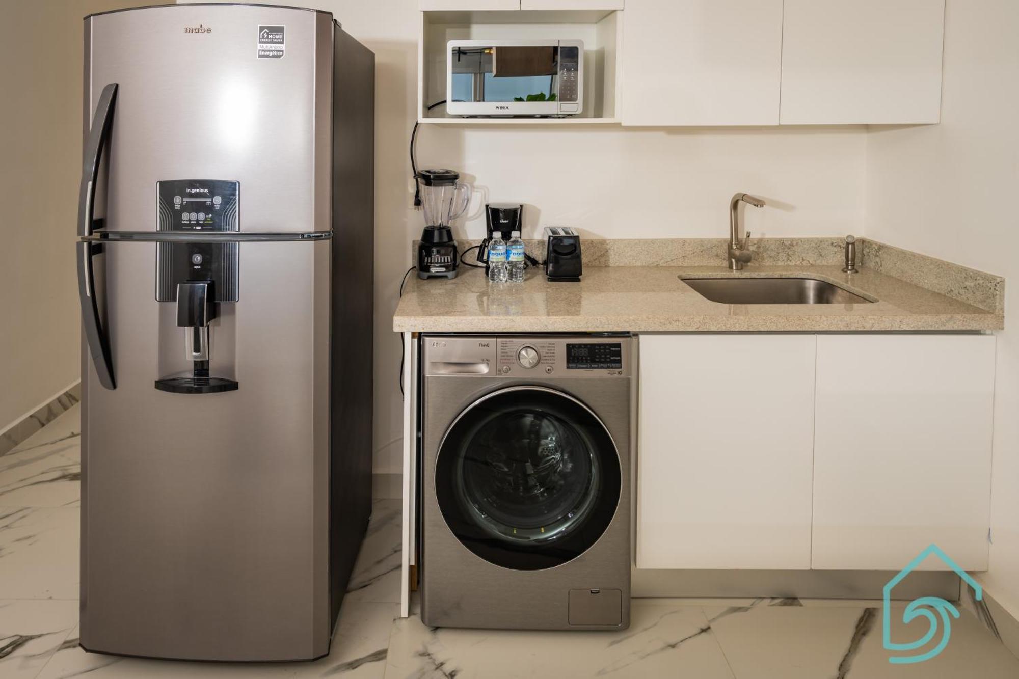 Armonia Y Modernidad En Barcelona Apartment