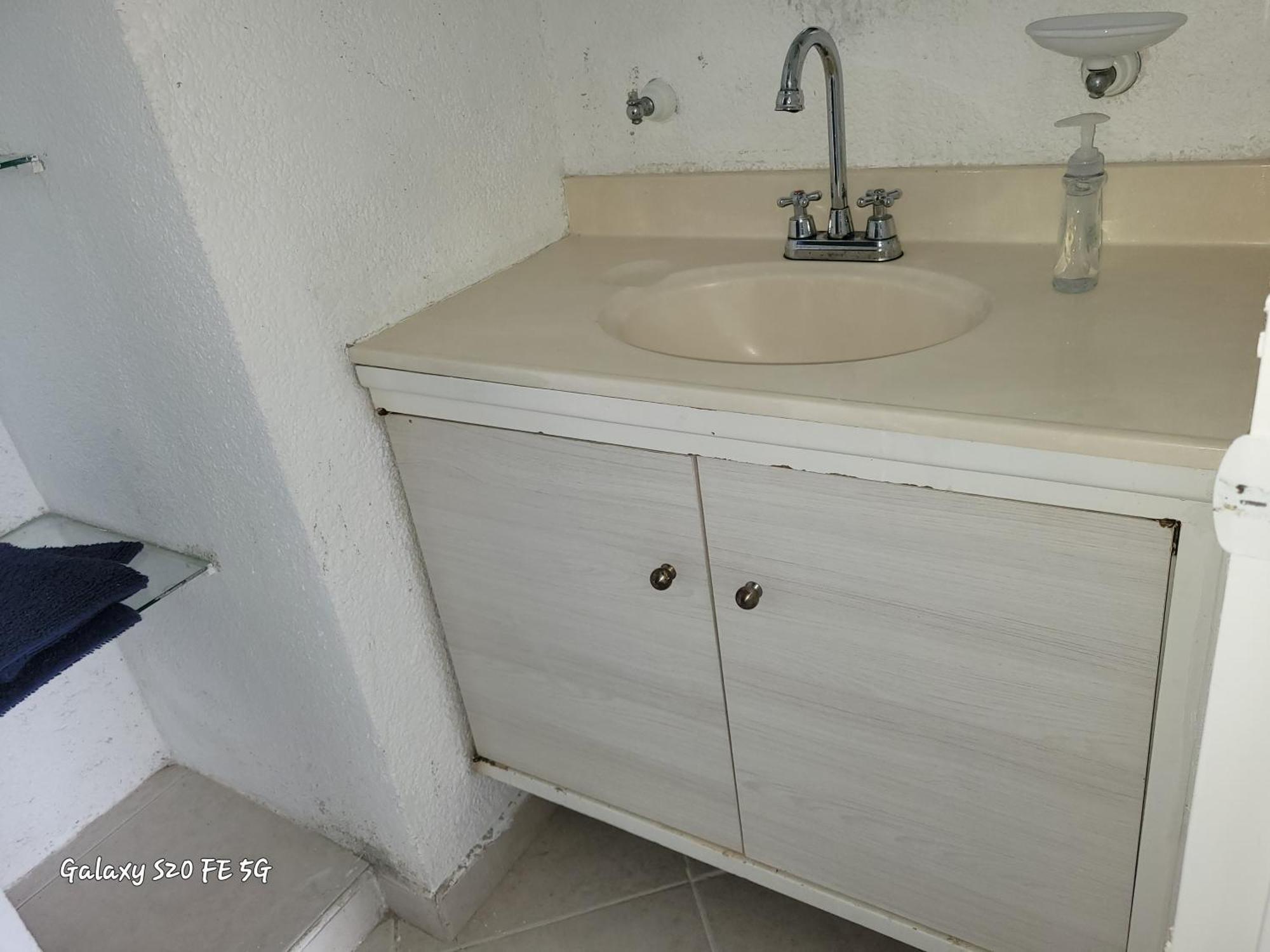 Ocean View Front Apartment