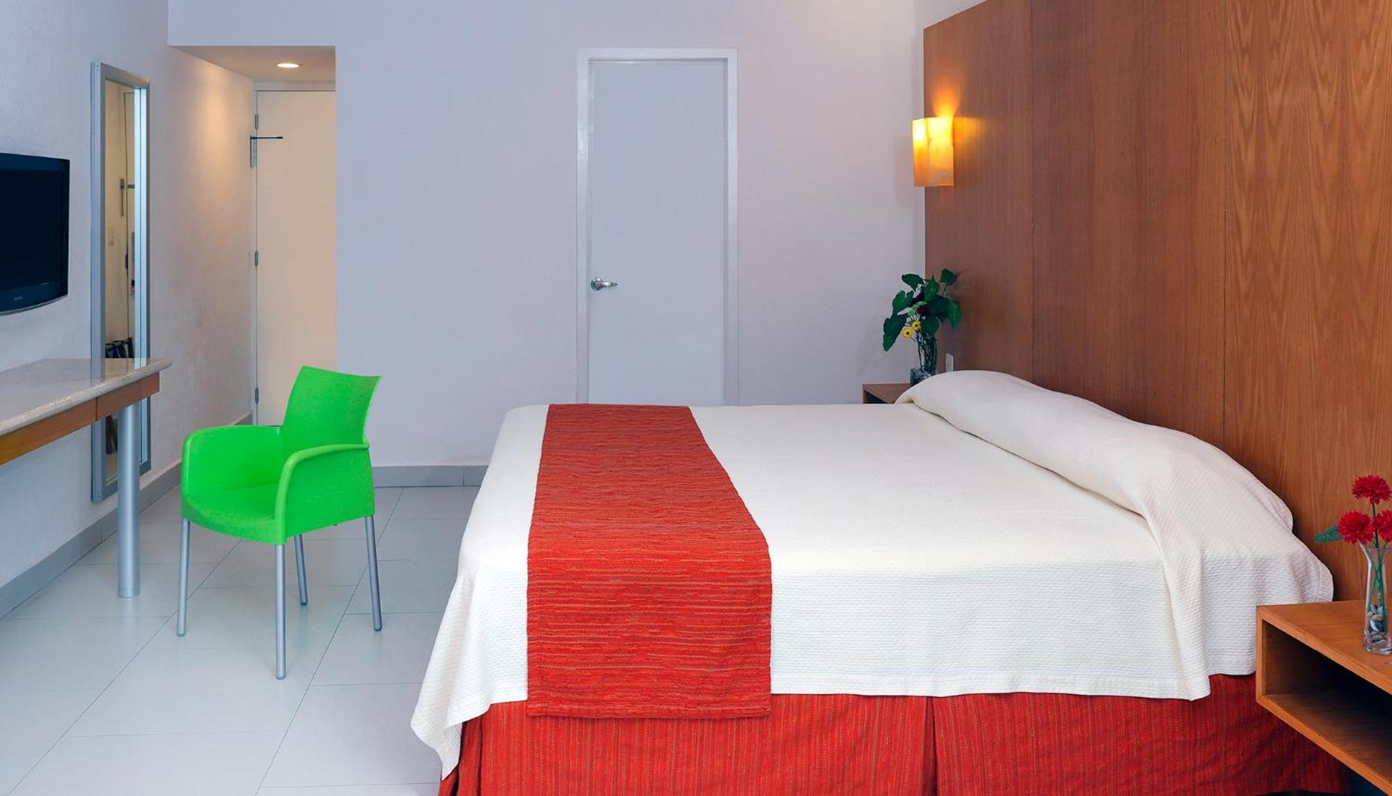 Hotel Adhara Express Cancun