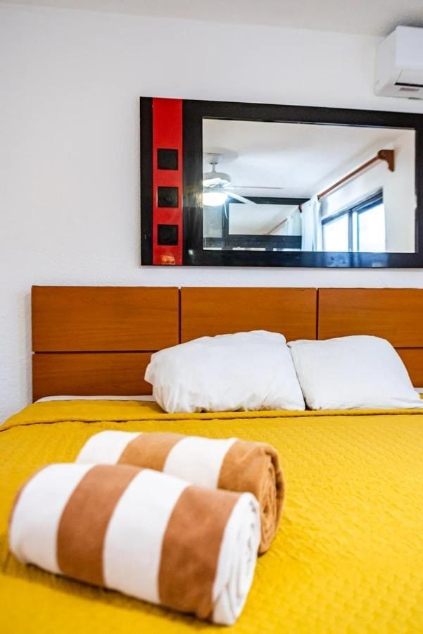 Ocean View, 2 Bedrooms, King Beds Apartment *