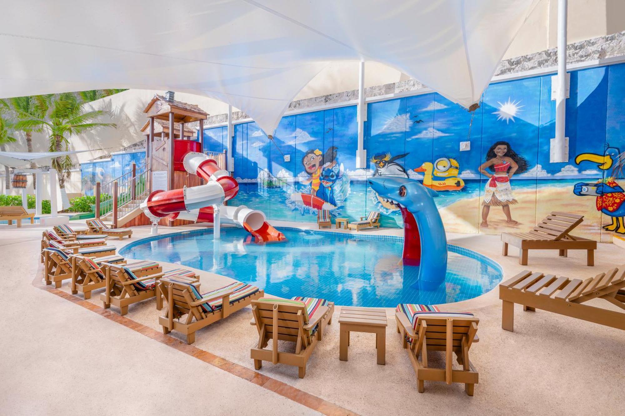 Gr Solaris Cancun