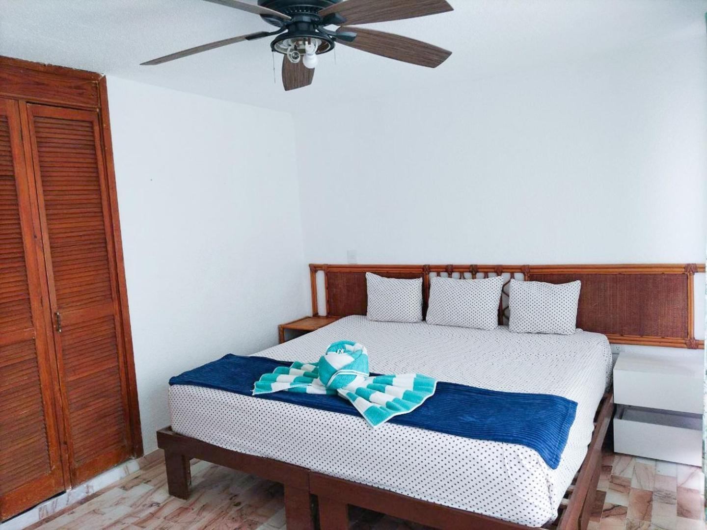 Apartment Ocean View, 3 King Beds, Balcony Cancun