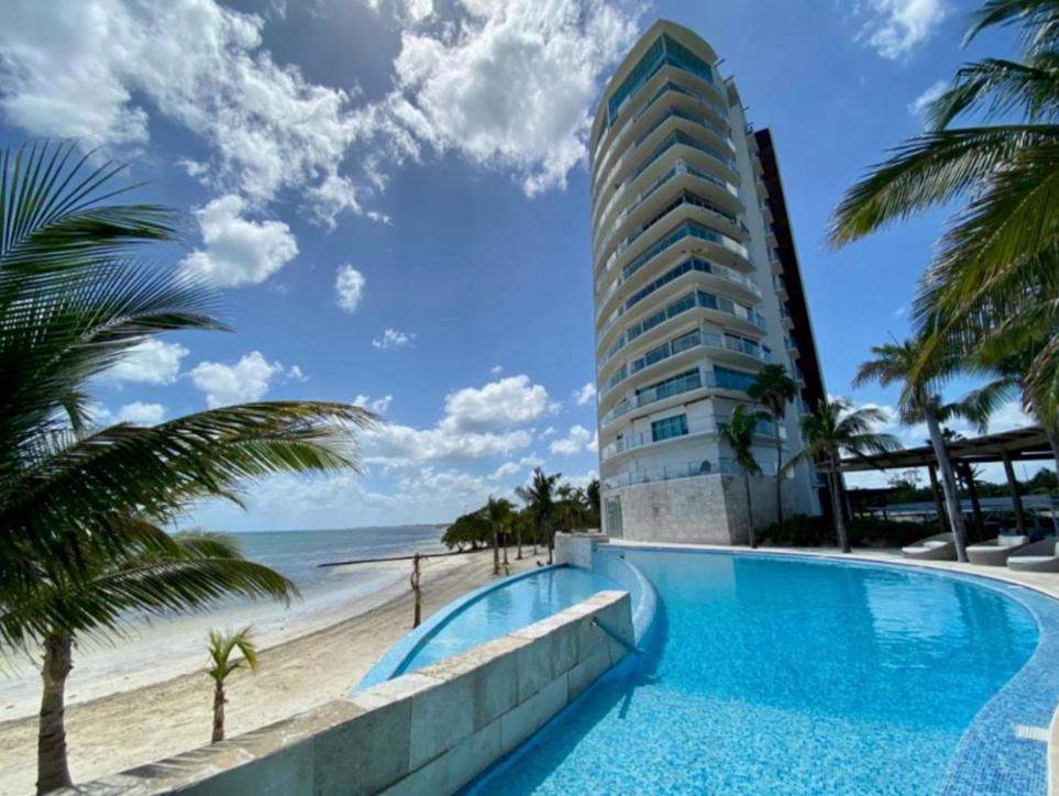 Luxury Beachfront - Apartamento
