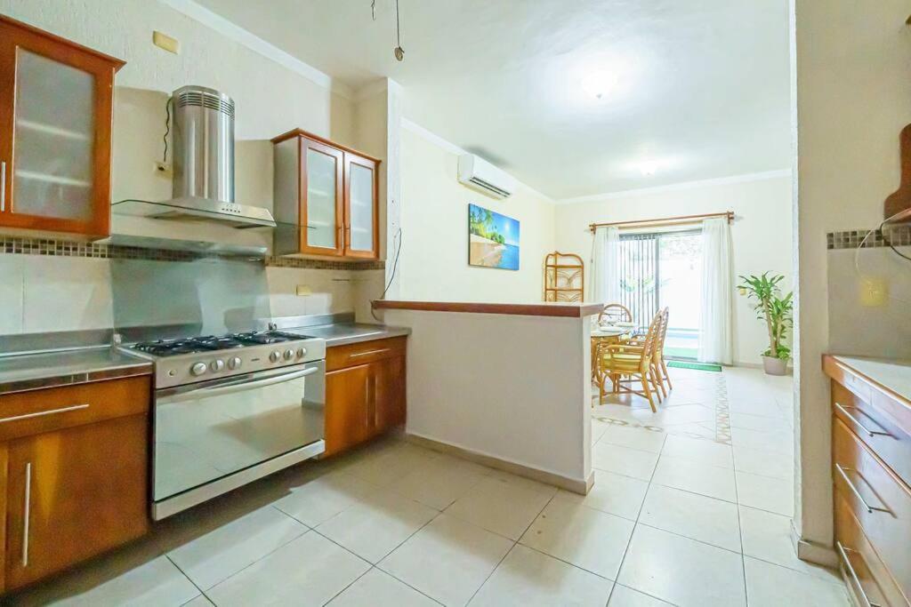 Casa Delfin - Private Pool - 3br Prime Villa Cancun