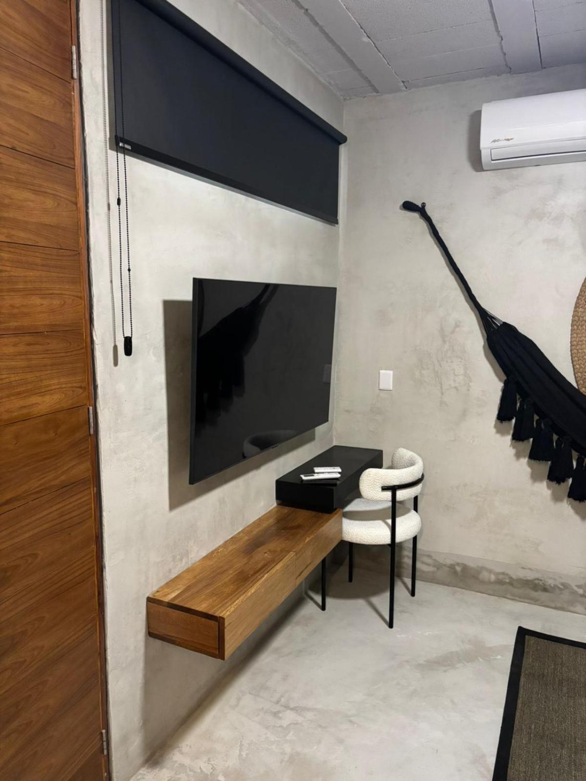 Grand Loft With Rooftop Pool In The Heart Apartment