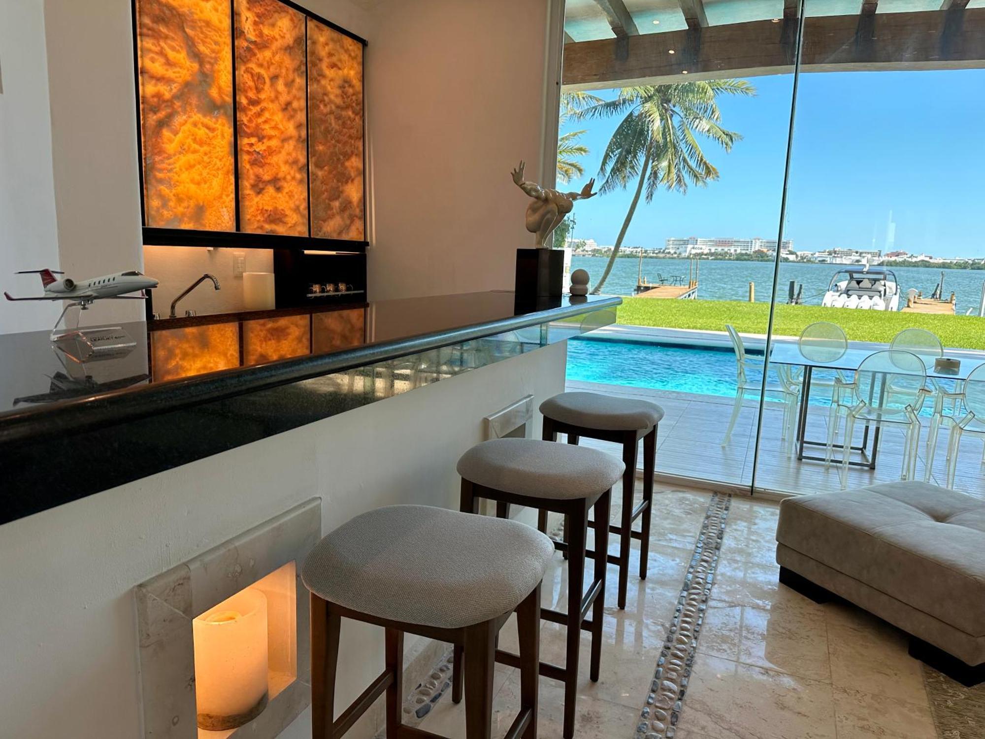 Don Village - 5br Luxury Waterfront Private By Solmar Apartment