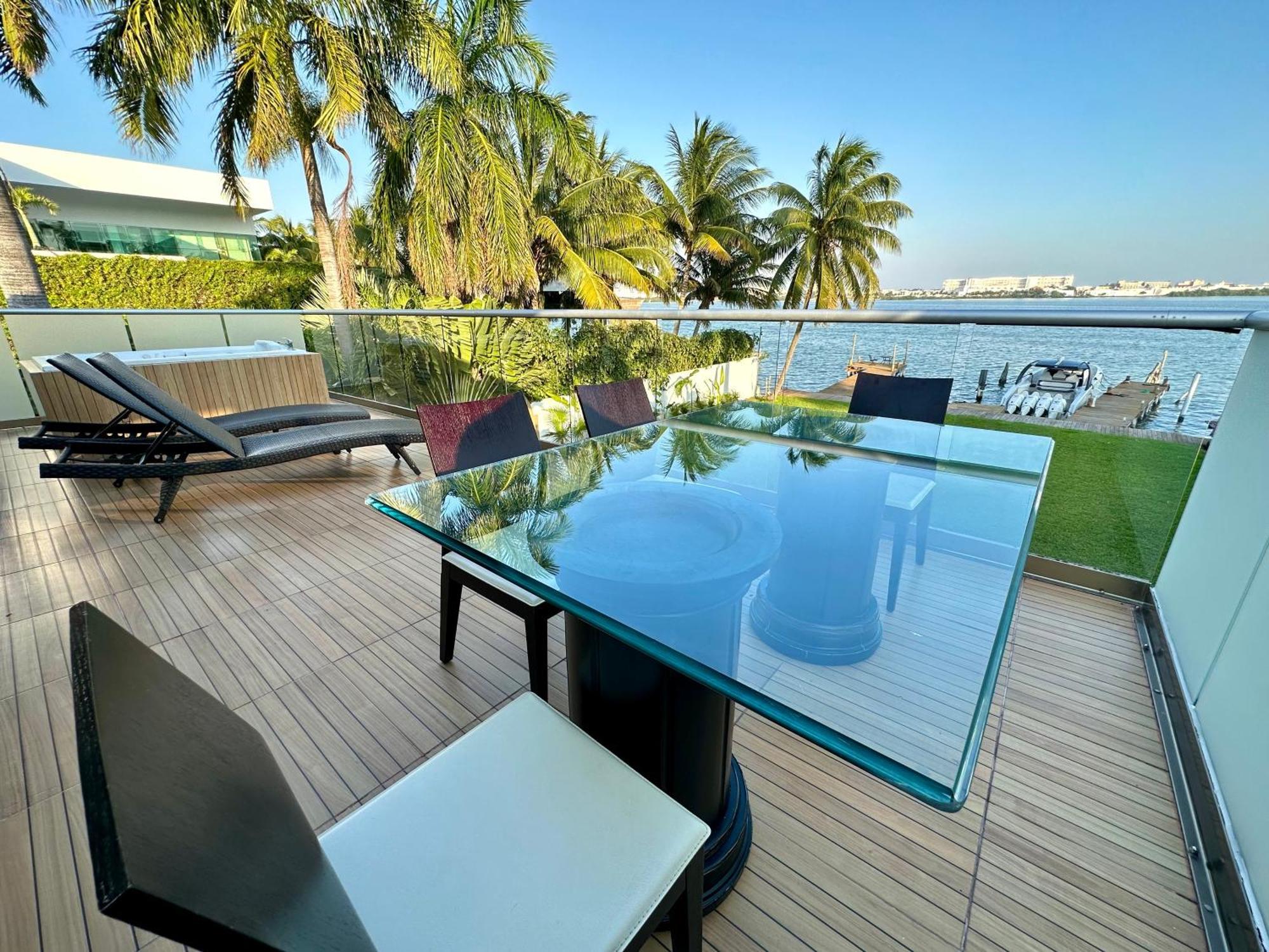 Don Village - 5br Luxury Waterfront Private By Solmar Cancun