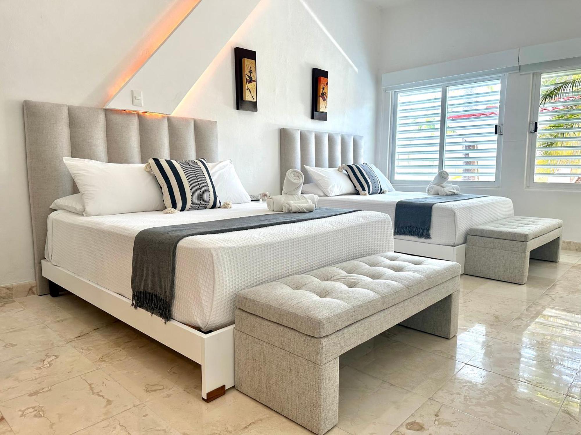 Don Village - 5br Luxury Waterfront Private By Solmar Cancun