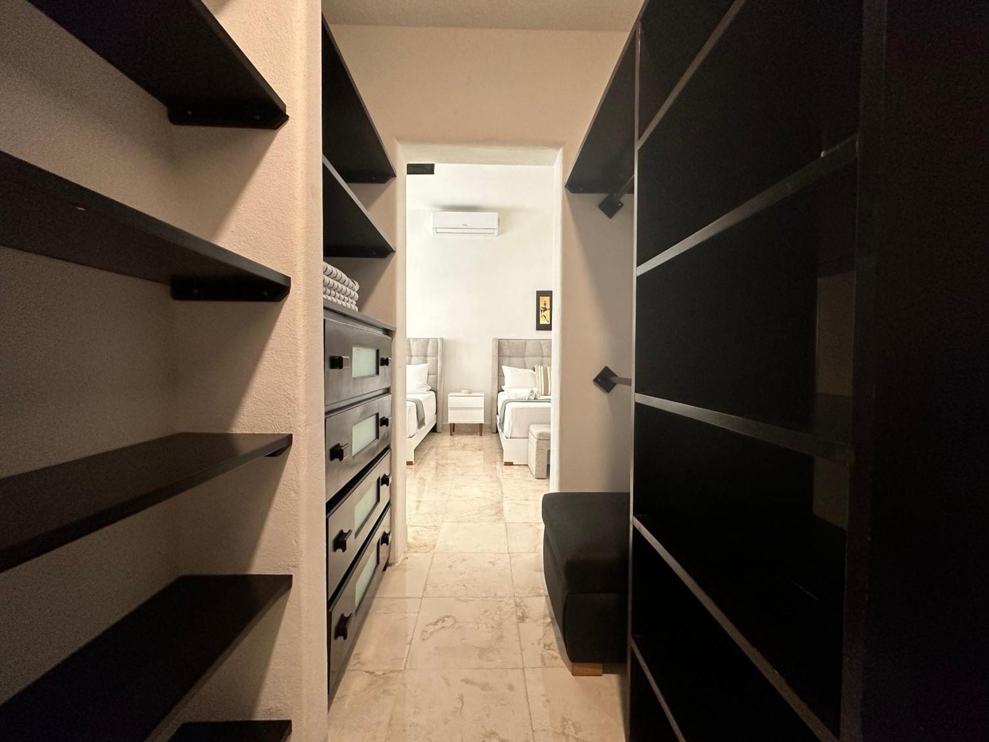 Don Village - 5br Luxury Waterfront Private By Solmar Apartment *