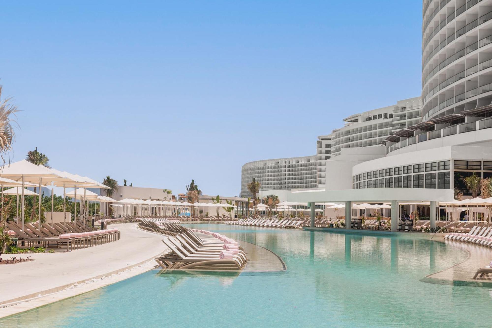 Ava Resort Cancun