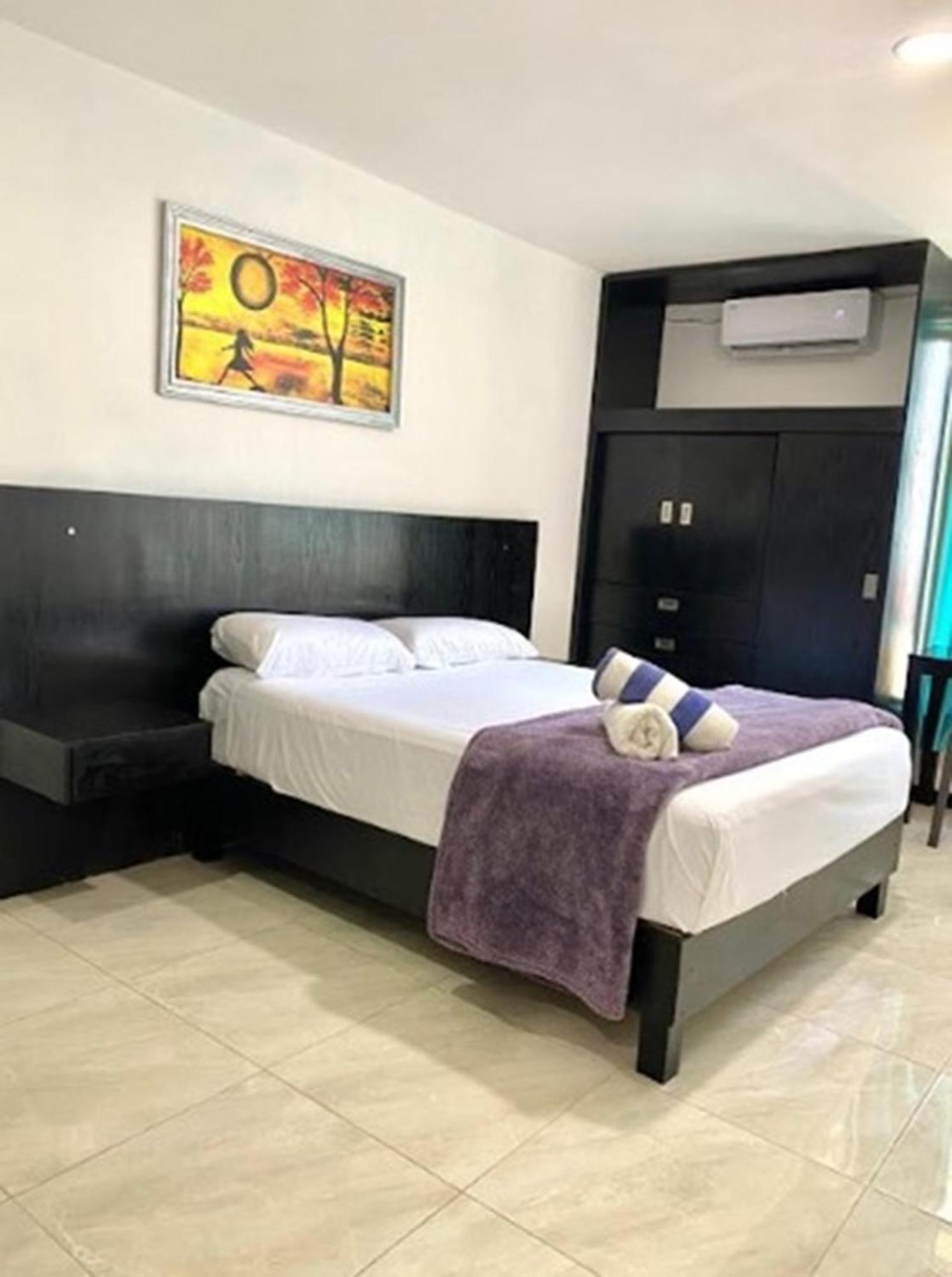 Balam, Dowtown Affordable Cancun