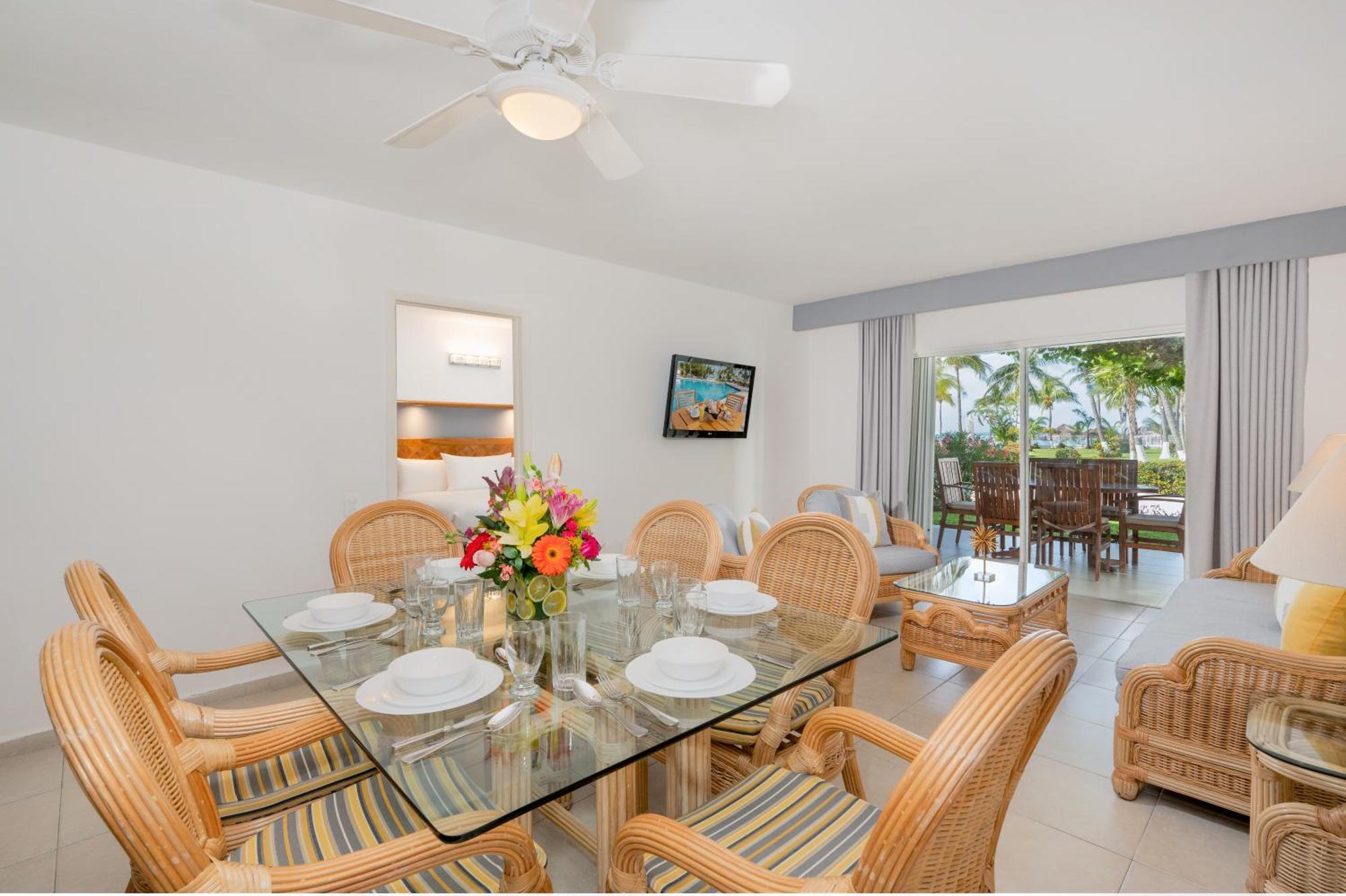 Beachscape Kin Ha Villas&suites Hotel