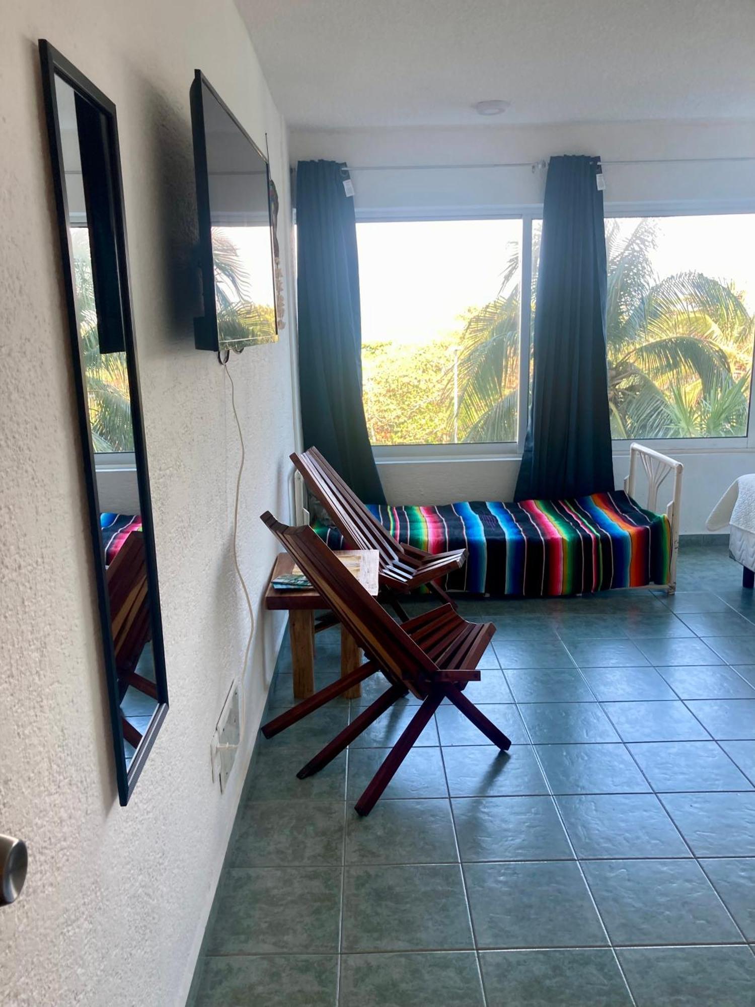 Oceanfront Sunsets Entire * Cancún