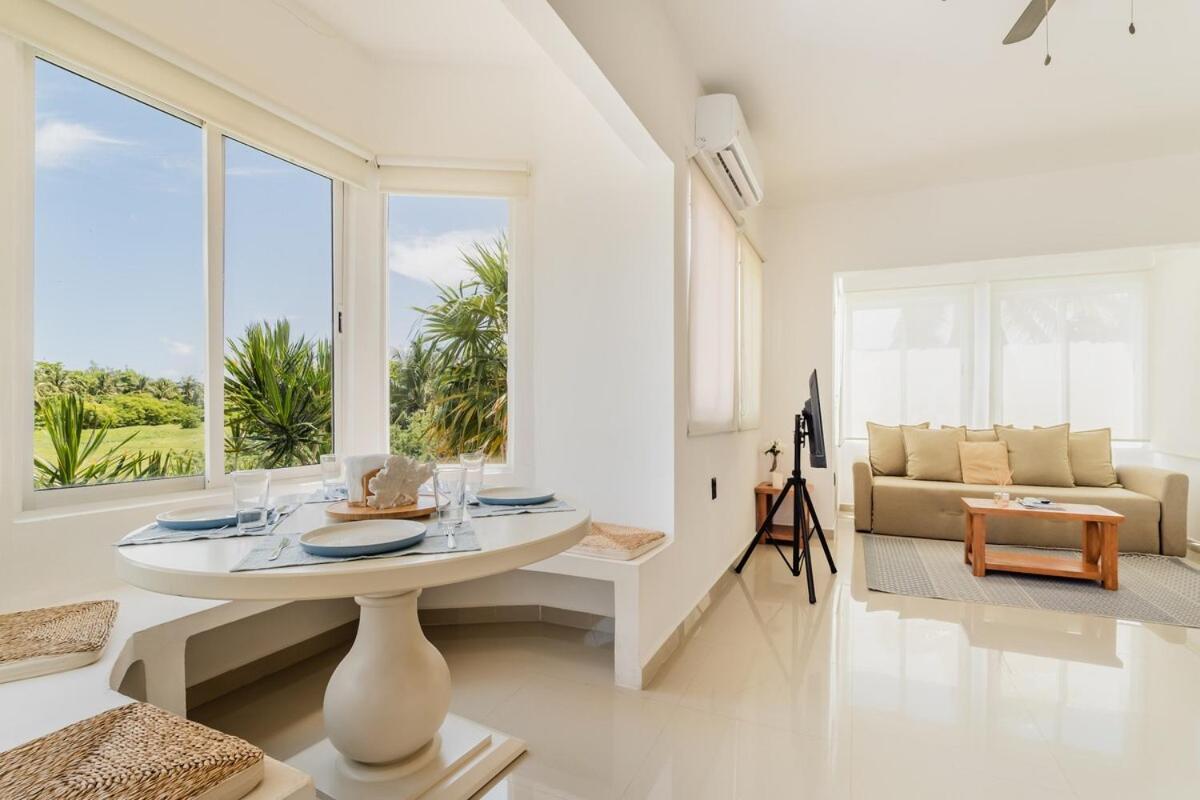 Confortable Lagoon Front 1 Bdr By Casa Paraiso