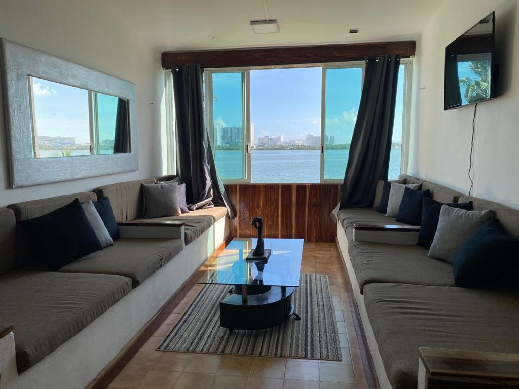 Hermoso Departamento En Zona Hotelera Frente A La Laguna * Cancún