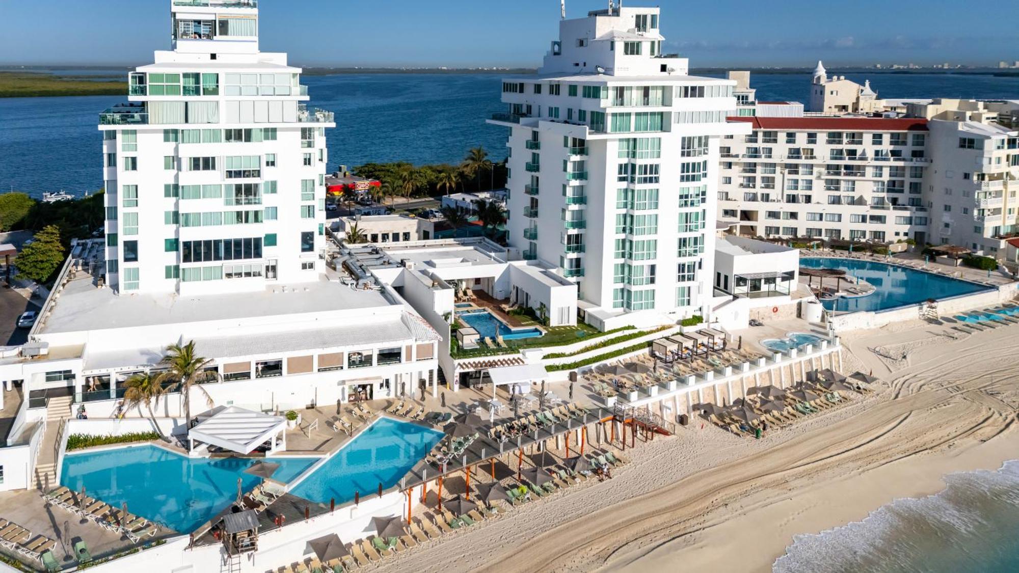 Apartment Ocean View Modern & Luxury Amenities Cancún