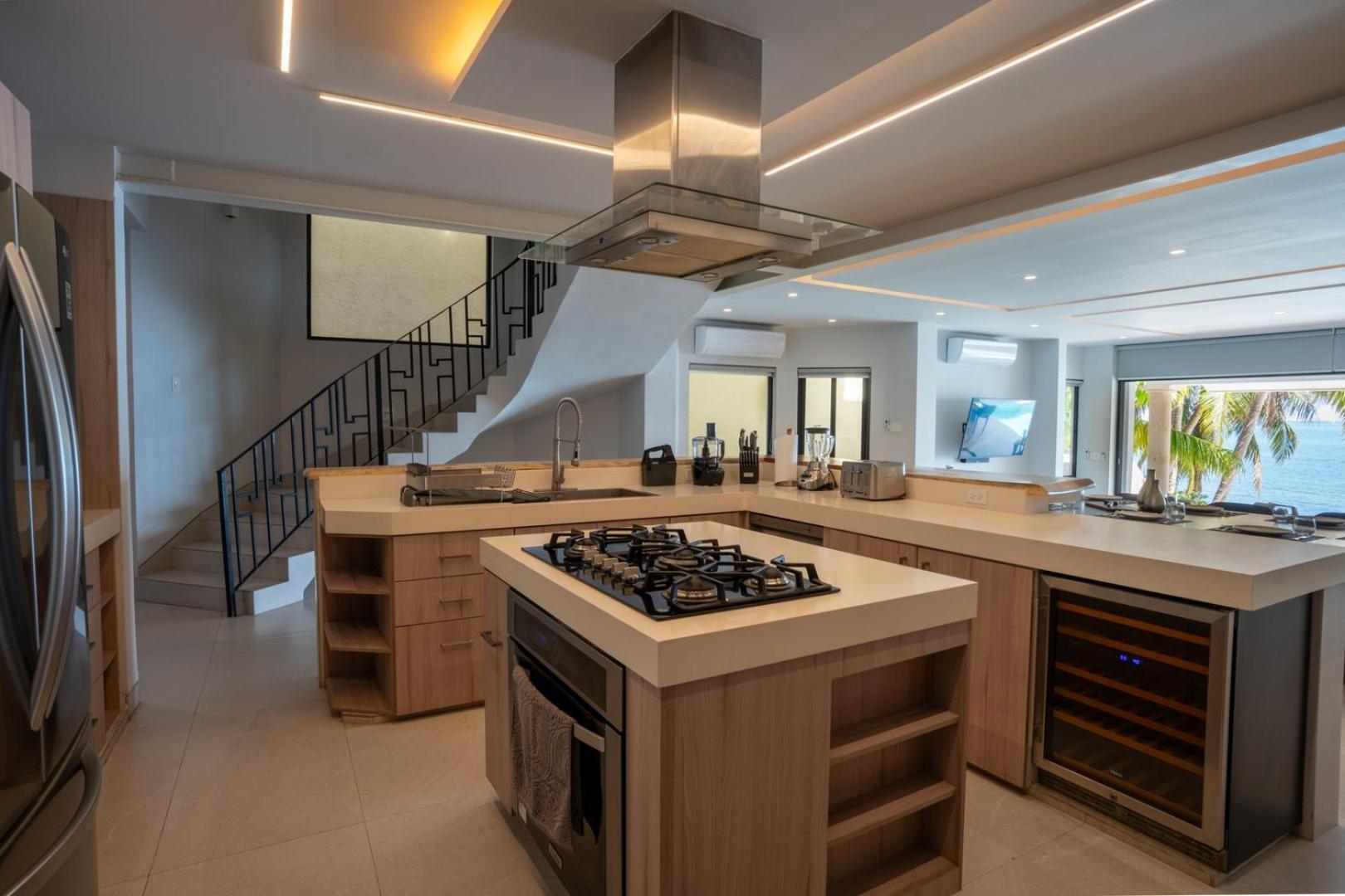 6br Modern Oceanfront W/ Infinity Pool * Cancún
