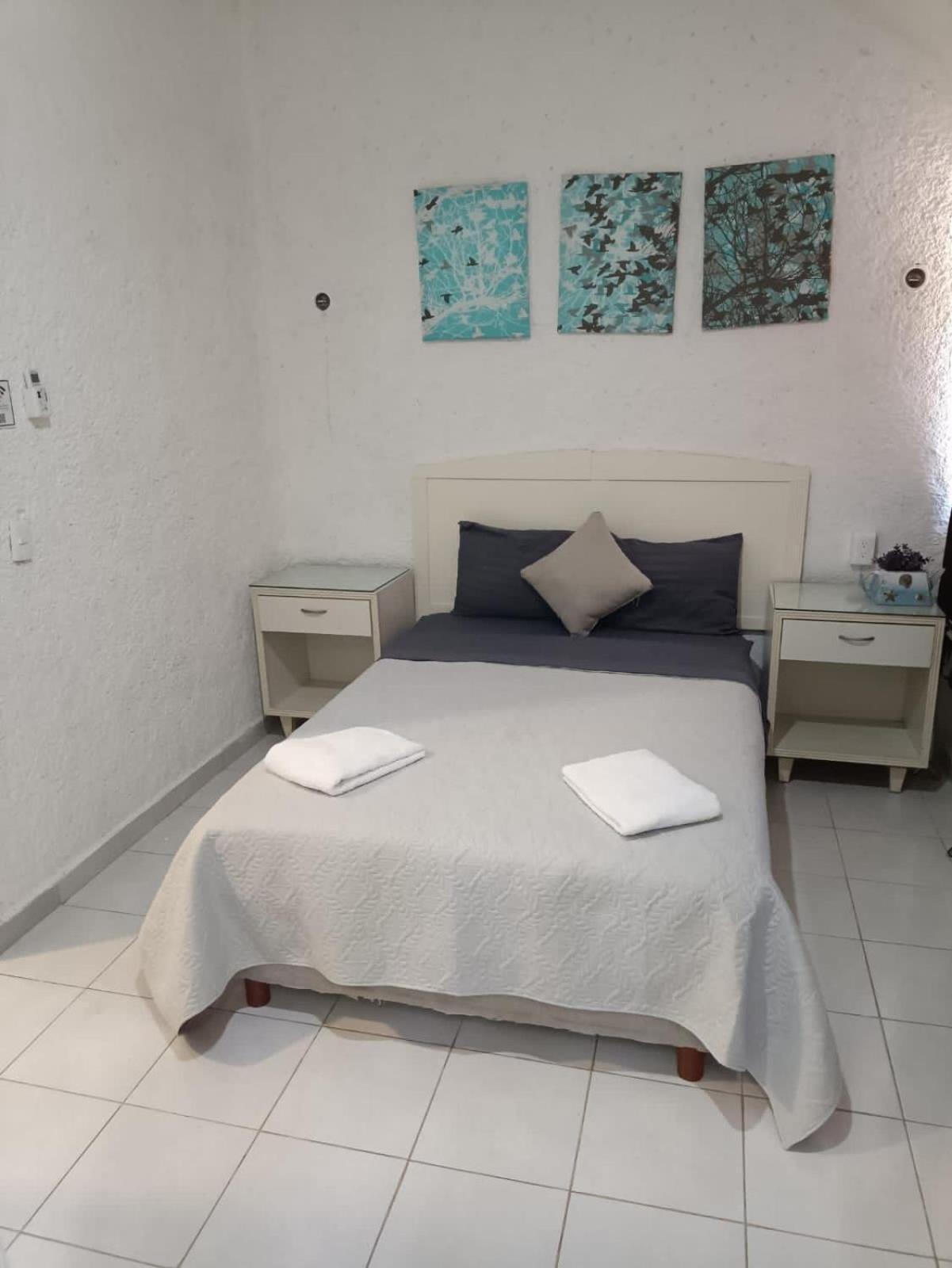 Casa Hermosa En Zona Hotelera Frente Laguna * Cancun