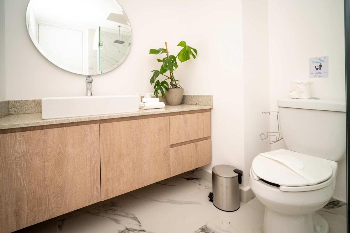 Barcelona Charming With Modern Design Apartment *