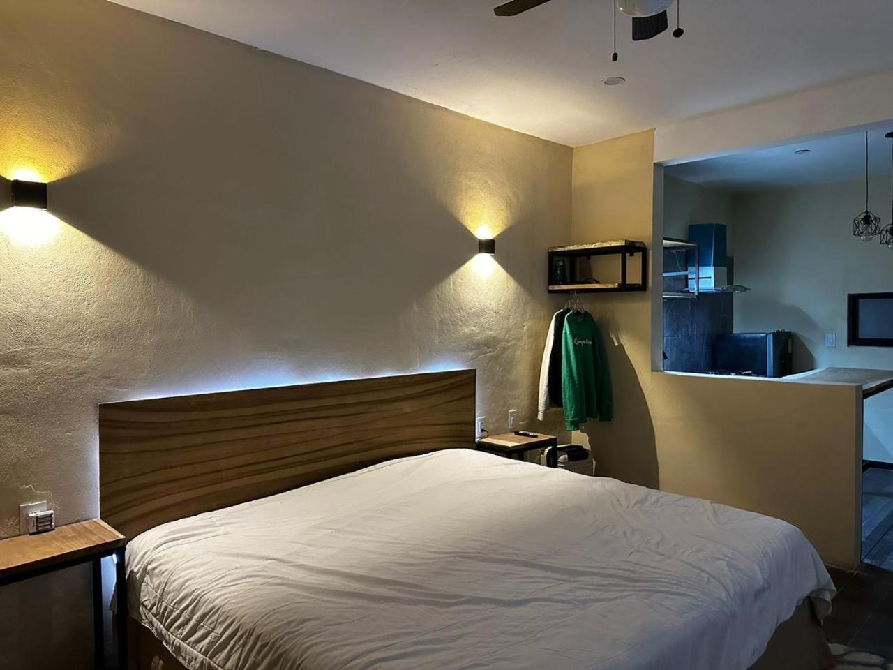 Almendras Apartment *