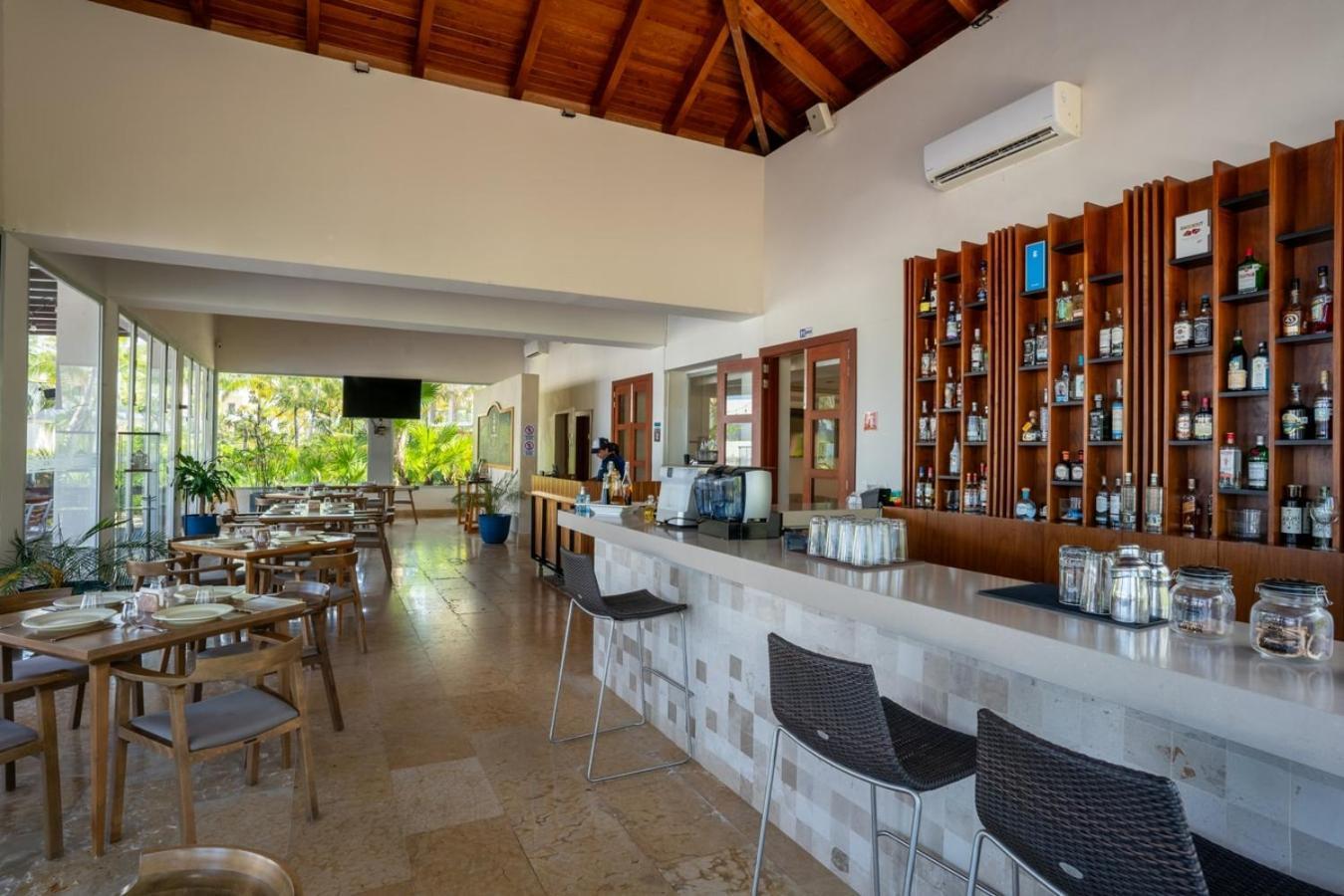 2br & Marina Front W/ Features * Cancún